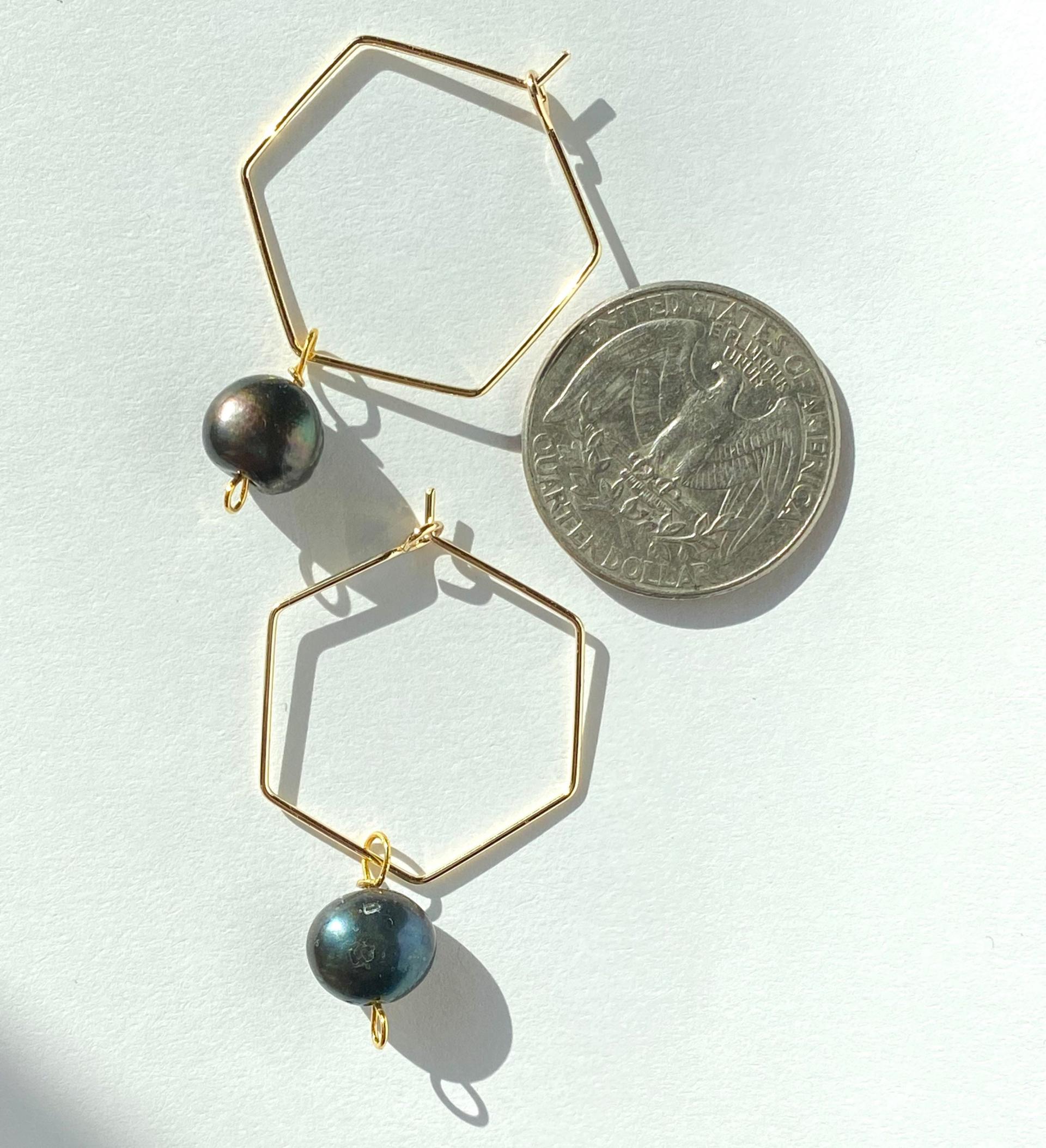 Black Freshwater Pearl Hexagon Dangle Hoops